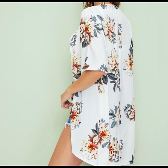Floral Kimono - Picture 5 of 5